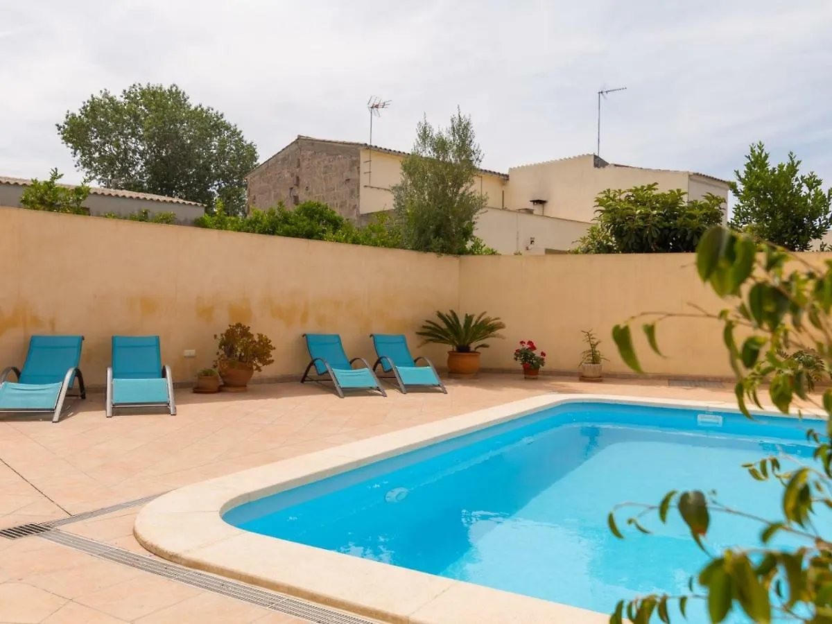 Villa Marimar Muro 0*,  Spain
